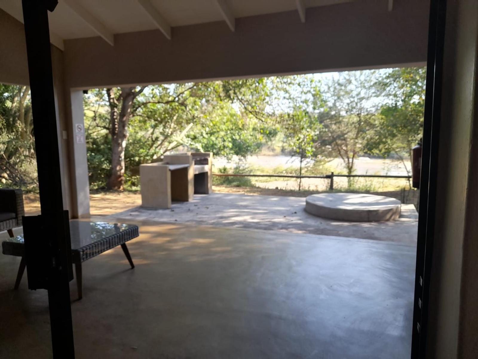 Bushriver Lodge Mica Exterior photo